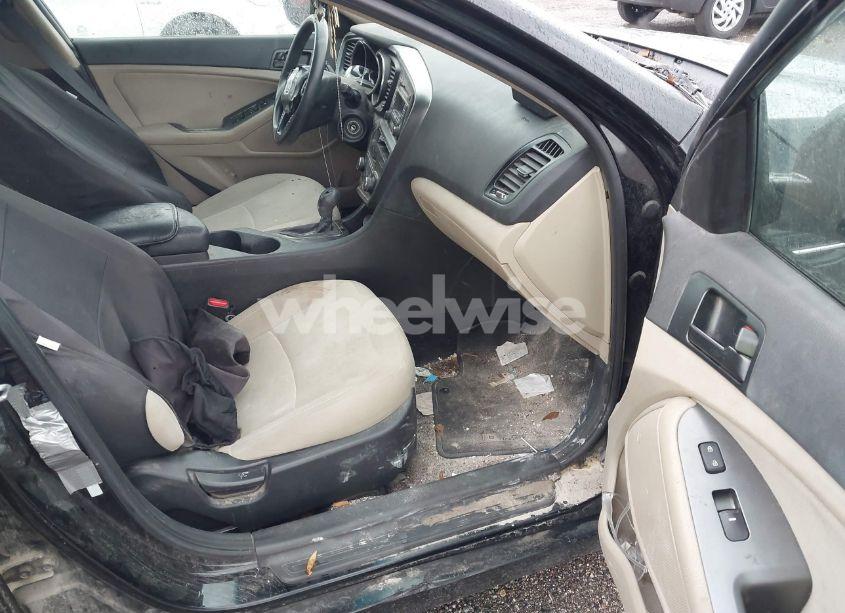 Photo 5 of 2013 Kia Optima LX (VIN 5XXGM4A79DG237533)