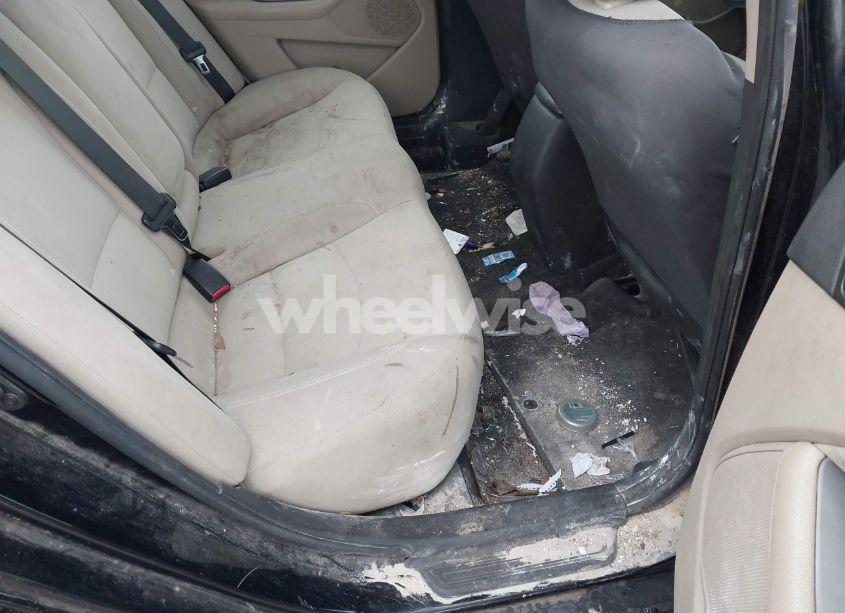 Photo 8 of 2013 Kia Optima LX (VIN 5XXGM4A79DG237533)