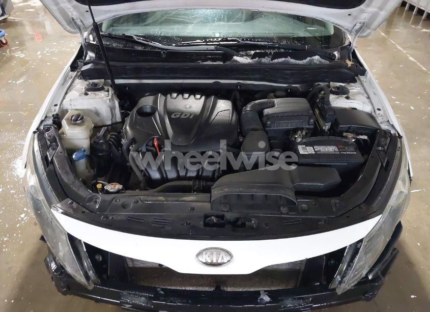 Photo 10 of 2013 Kia Optima LX (VIN 5XXGM4A79DG239508)