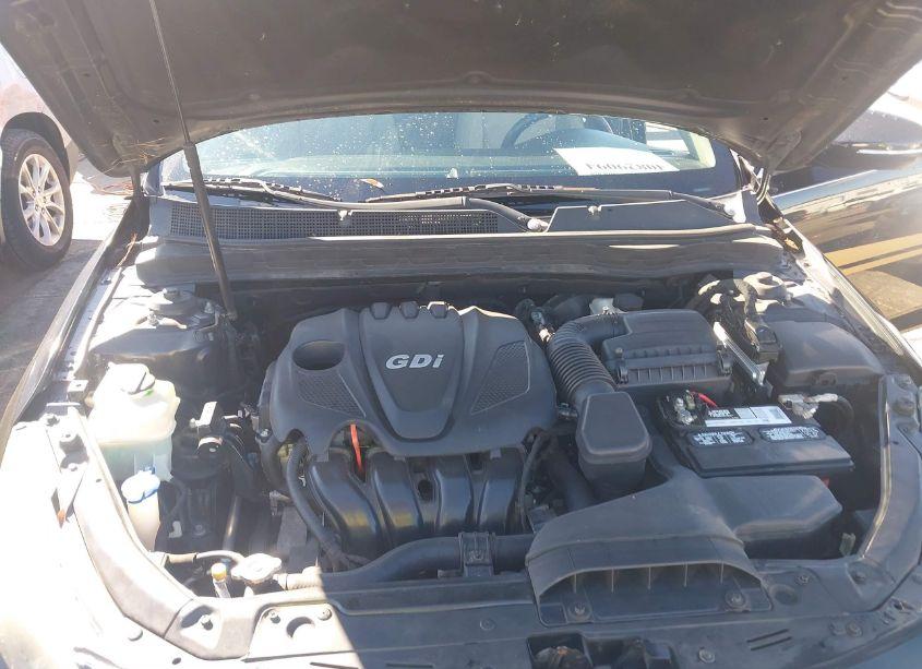 Photo 10 of 2013 Kia Optima LX (VIN 5XXGM4A79DG240609)