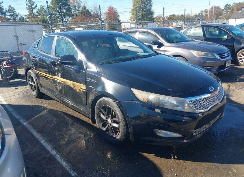 Photo 13 of 2013 Kia Optima LX (VIN 5XXGM4A79DG240609)