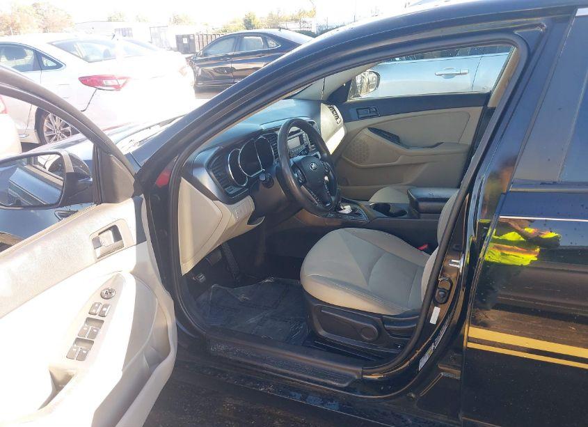 Photo 5 of 2013 Kia Optima LX (VIN 5XXGM4A79DG240609)