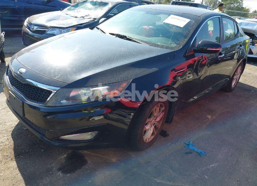 Photo 2 of 2013 Kia Optima LX (VIN 5XXGM4A79DG249732)