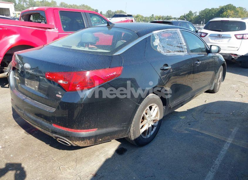 Photo 4 of 2013 Kia Optima LX (VIN 5XXGM4A79DG249732)