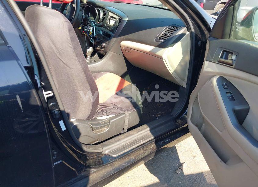 Photo 5 of 2013 Kia Optima LX (VIN 5XXGM4A79DG249732)