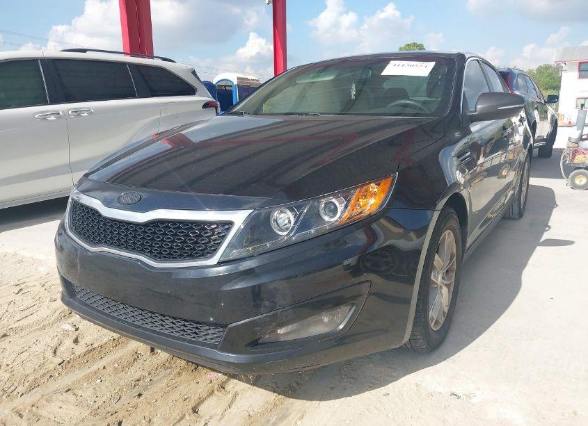 Photo 2 of 2013 Kia Optima LX (VIN 5XXGM4A79DG250766)