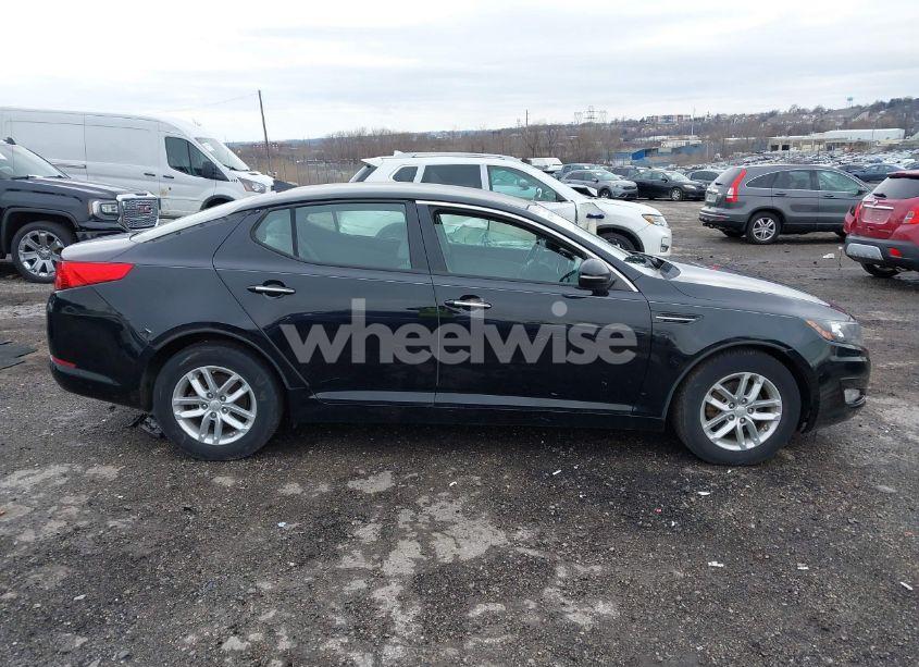 Photo 13 of 2013 Kia Optima LX (VIN 5XXGM4A79DG257197)