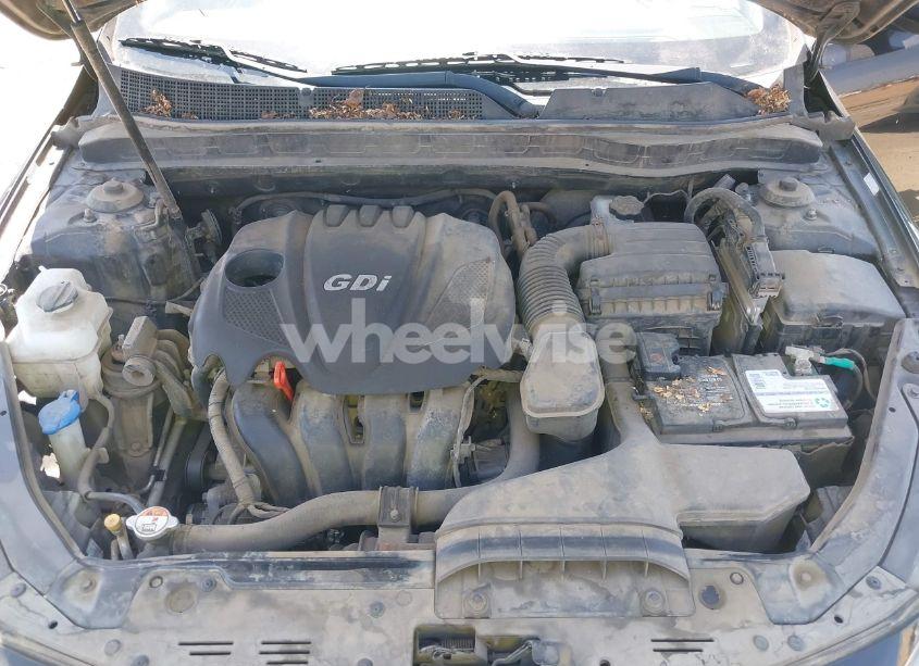 Photo 10 of 2014 Kia Optima LX (VIN 5XXGM4A79EG283381)