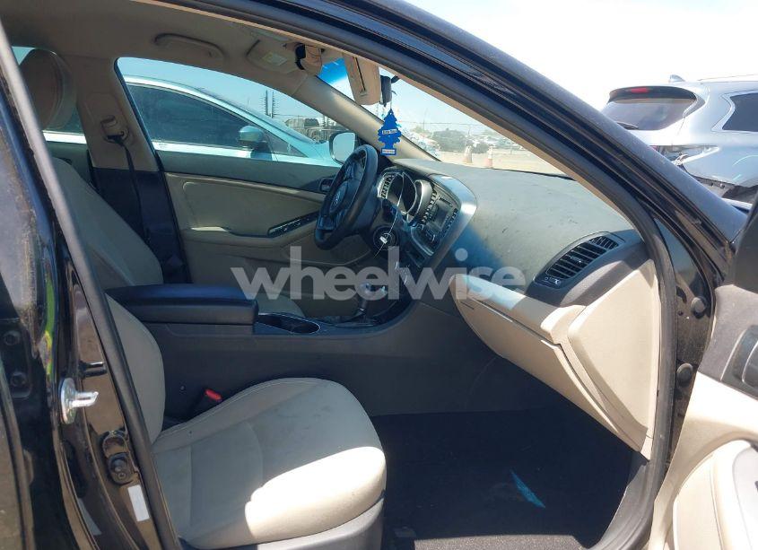 Photo 5 of 2014 Kia Optima LX (VIN 5XXGM4A79EG283381)