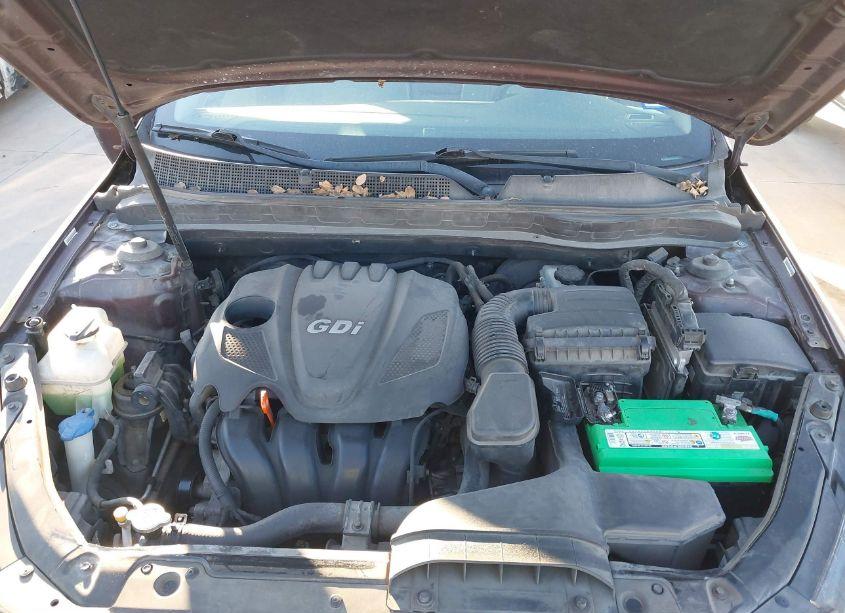 Photo 10 of 2014 Kia Optima LX (VIN 5XXGM4A79EG309025)