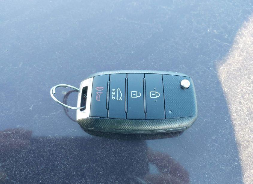 Photo 11 of 2014 Kia Optima LX (VIN 5XXGM4A79EG309025)