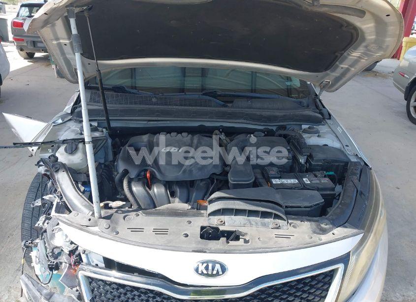 Photo 10 of 2014 Kia Optima LX (VIN 5XXGM4A79EG320493)