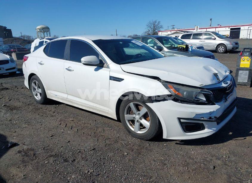 2014 Kia Optima LX (VIN 5XXGM4A79EG324303) main photo