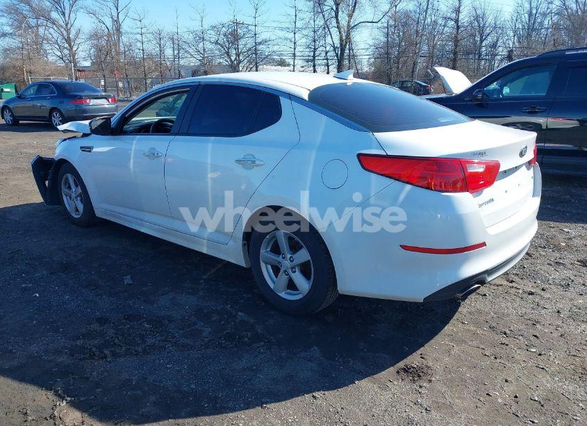 Photo 3 of 2014 Kia Optima LX (VIN 5XXGM4A79EG324303)