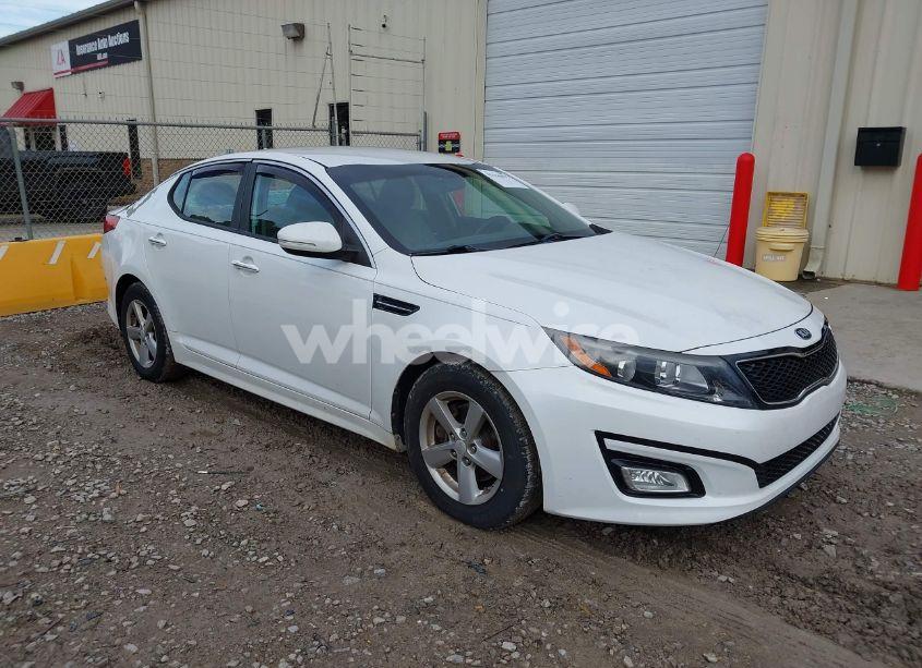 2014 Kia Optima LX (VIN 5XXGM4A79EG338251) main photo