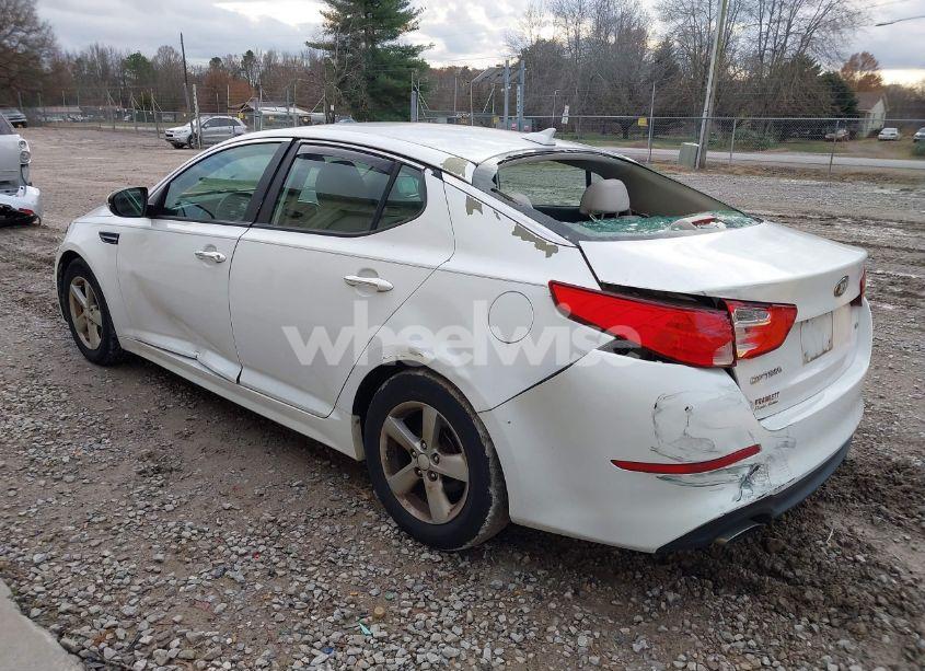 Photo 3 of 2014 Kia Optima LX (VIN 5XXGM4A79EG338251)
