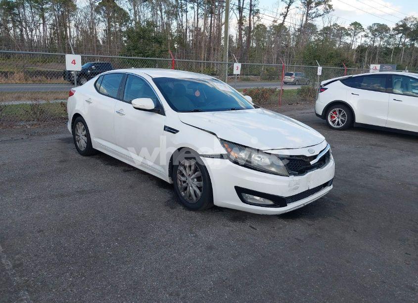 2014 Kia Optima LX (VIN 5XXGM4A79EG341540) main photo