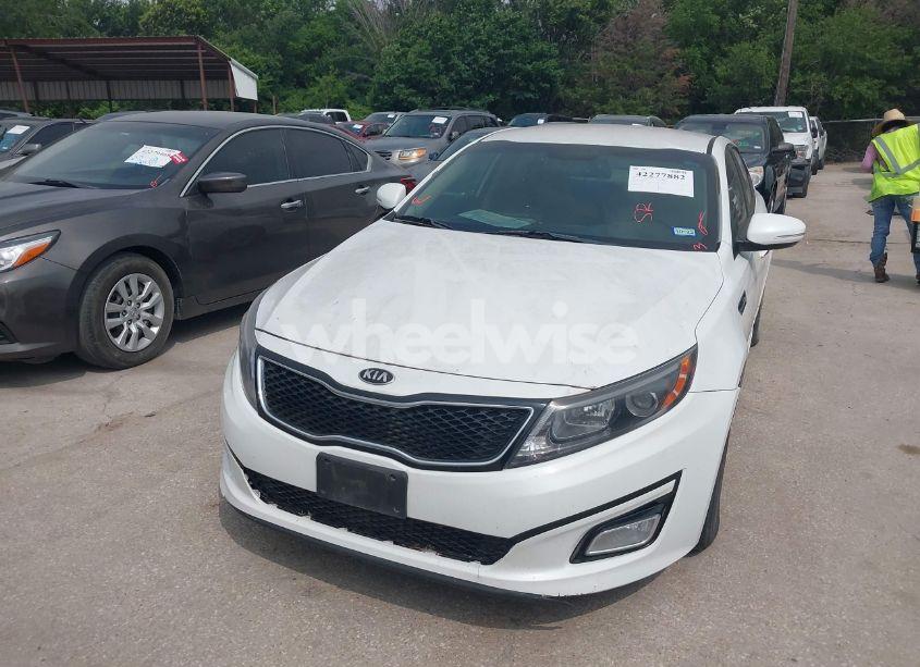 Photo 6 of 2015 Kia Optima LX (VIN 5XXGM4A79FG354452)