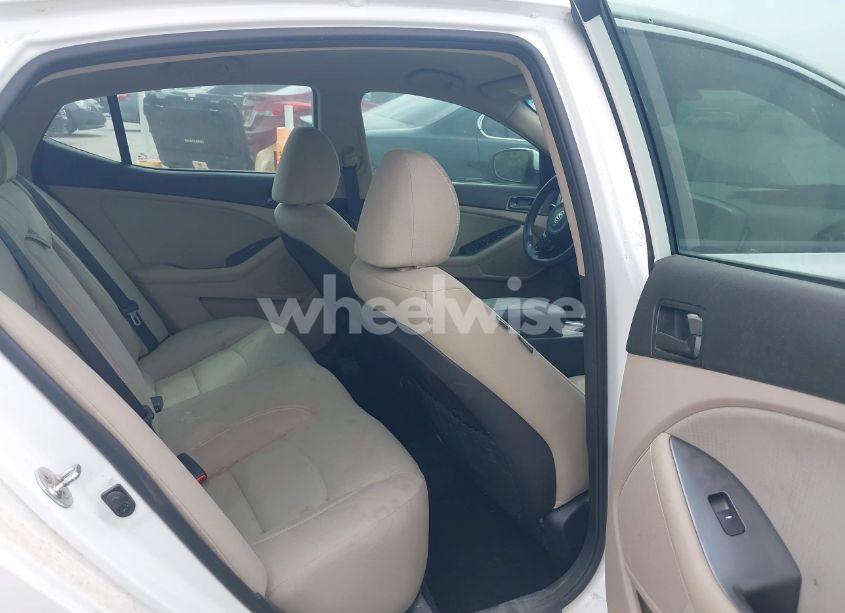 Photo 8 of 2015 Kia Optima LX (VIN 5XXGM4A79FG354452)