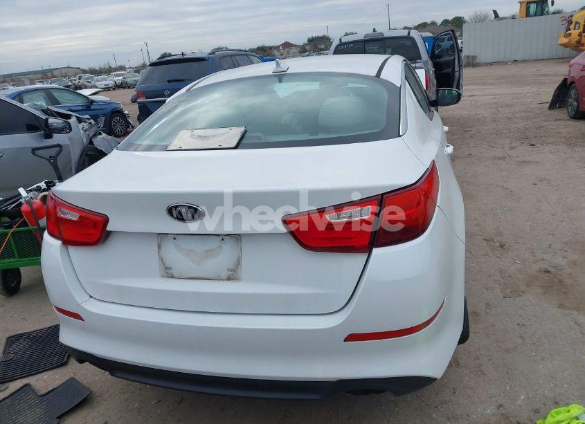 Photo 16 of 2015 Kia Optima LX (VIN 5XXGM4A79FG374586)