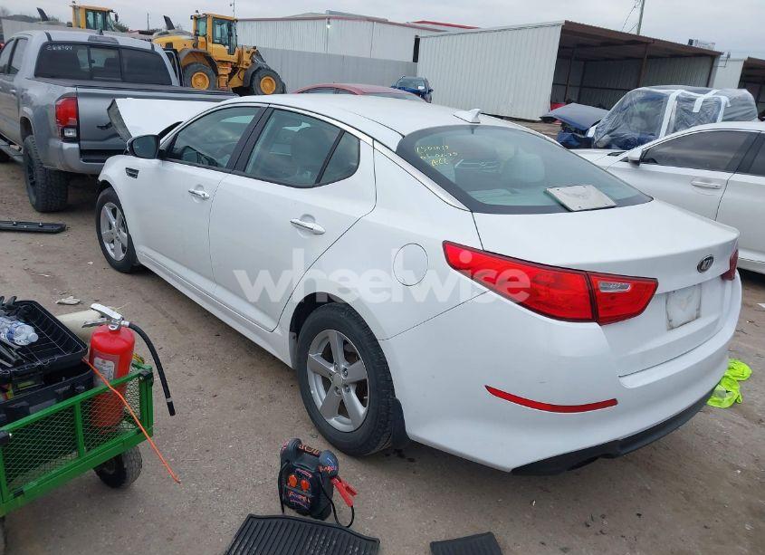 Photo 3 of 2015 Kia Optima LX (VIN 5XXGM4A79FG374586)