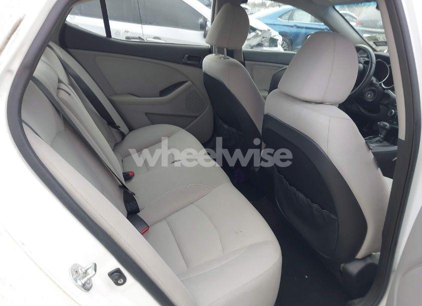 Photo 8 of 2015 Kia Optima LX (VIN 5XXGM4A79FG374586)
