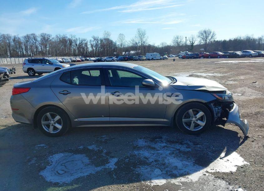 Photo 13 of 2015 Kia Optima LX (VIN 5XXGM4A79FG380971)