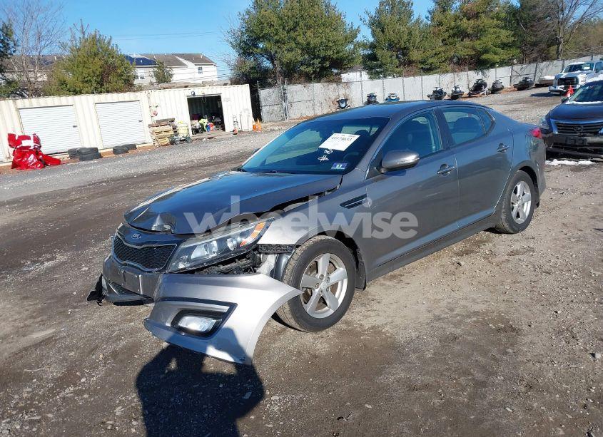 Photo 2 of 2015 Kia Optima LX (VIN 5XXGM4A79FG380971)