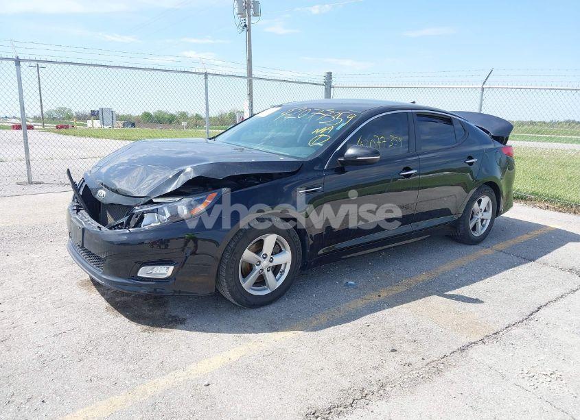 Photo 2 of 2015 Kia Optima LX (VIN 5XXGM4A79FG394563)