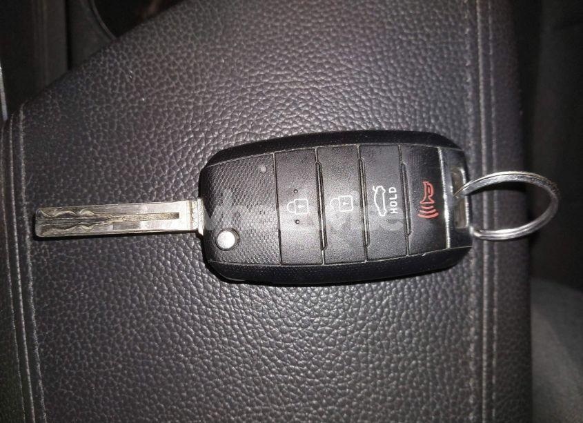 Photo 11 of 2015 Kia Optima LX (VIN 5XXGM4A79FG400944)