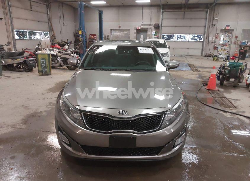 Photo 12 of 2015 Kia Optima LX (VIN 5XXGM4A79FG400944)