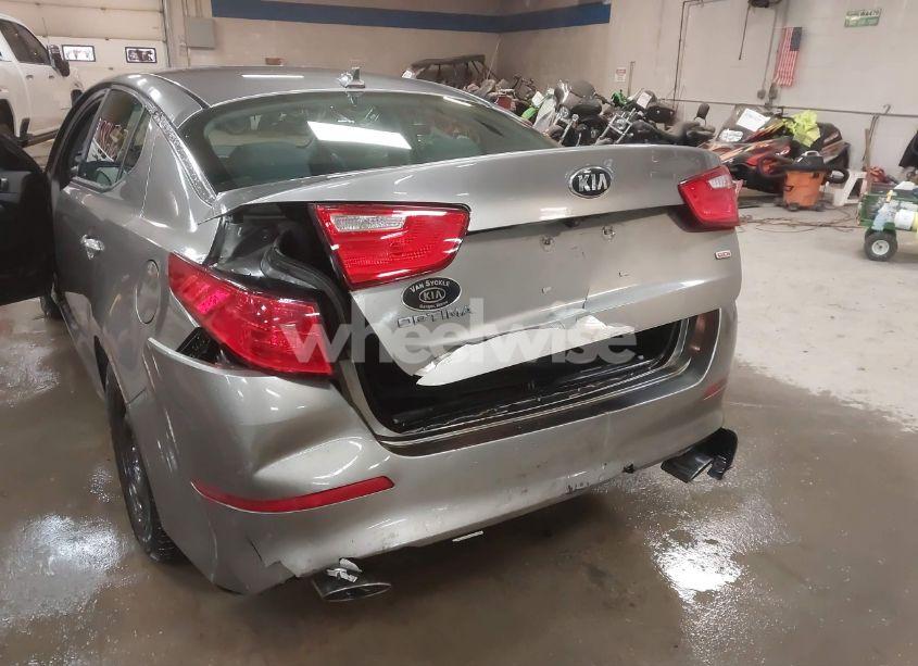Photo 6 of 2015 Kia Optima LX (VIN 5XXGM4A79FG400944)