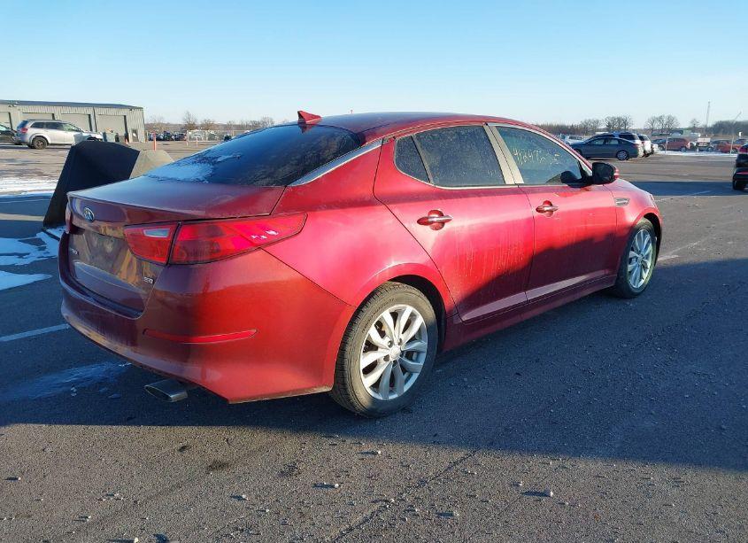 Photo 4 of 2015 Kia Optima LX (VIN 5XXGM4A79FG406548)