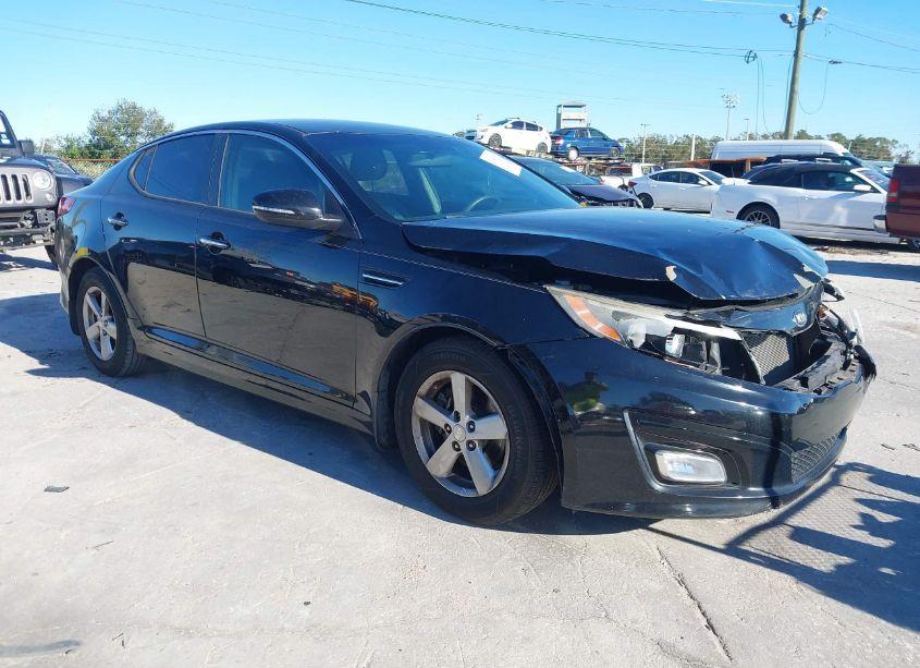 2015 Kia Optima LX (VIN 5XXGM4A79FG429568) main photo