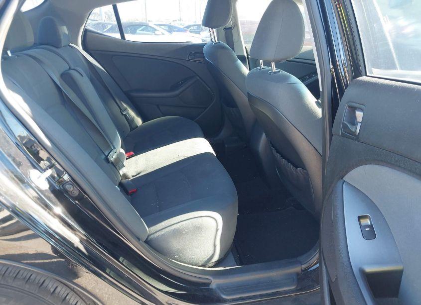 Photo 8 of 2015 Kia Optima LX (VIN 5XXGM4A79FG429568)