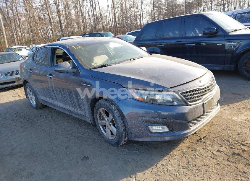 2015 Kia Optima LX (VIN 5XXGM4A79FG440201) main photo