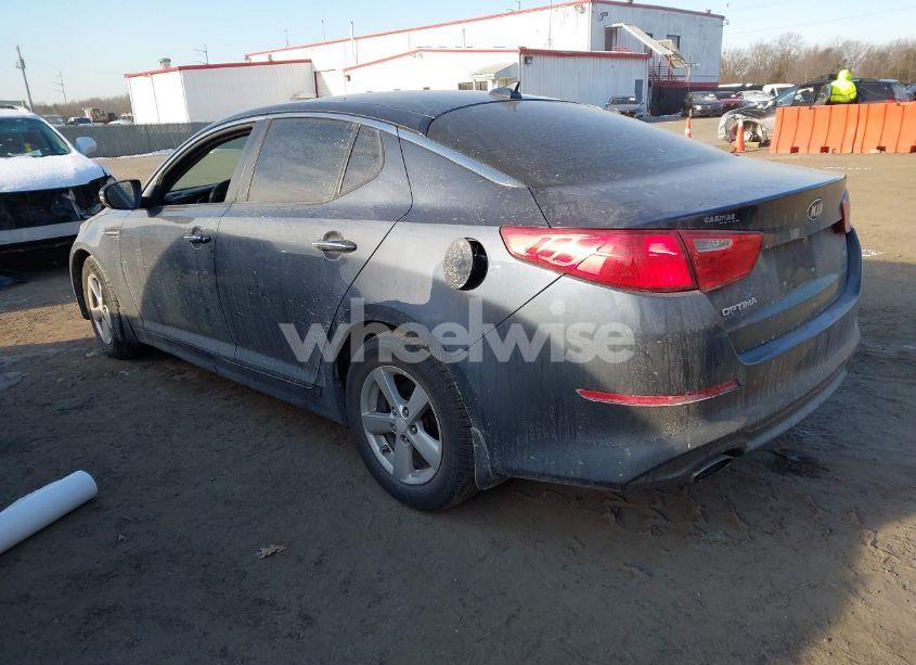 Photo 3 of 2015 Kia Optima LX (VIN 5XXGM4A79FG440201)