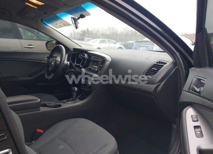 Photo 5 of 2015 Kia Optima LX (VIN 5XXGM4A79FG442899)