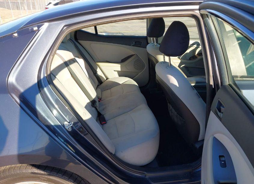 Photo 8 of 2015 Kia Optima LX (VIN 5XXGM4A79FG461226)