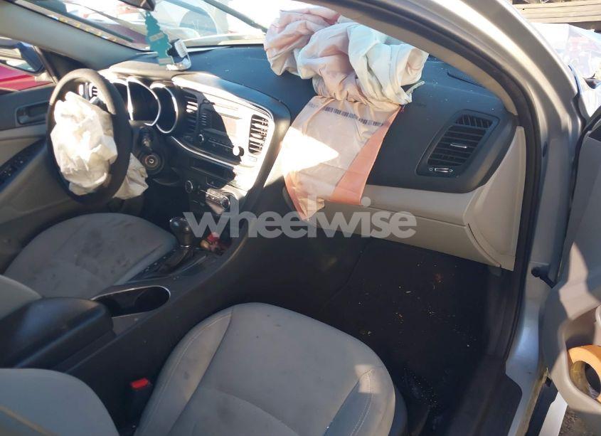 Photo 5 of 2015 Kia Optima LX (VIN 5XXGM4A79FG463591)