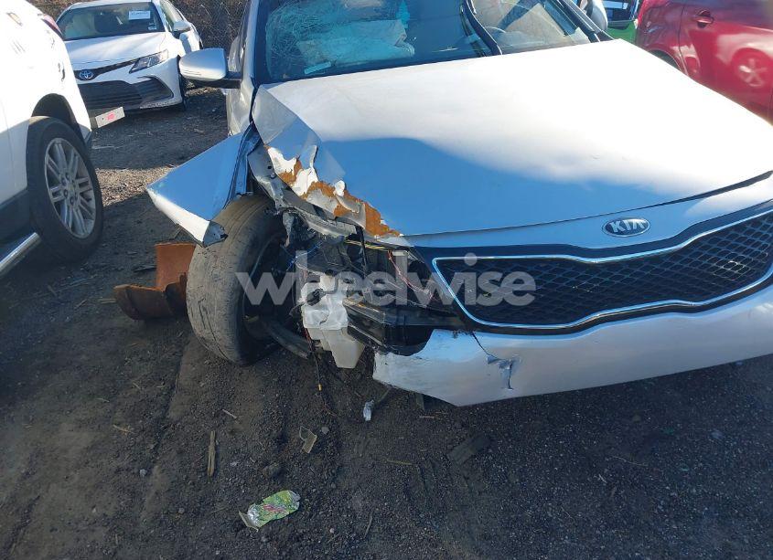 Photo 6 of 2015 Kia Optima LX (VIN 5XXGM4A79FG463591)
