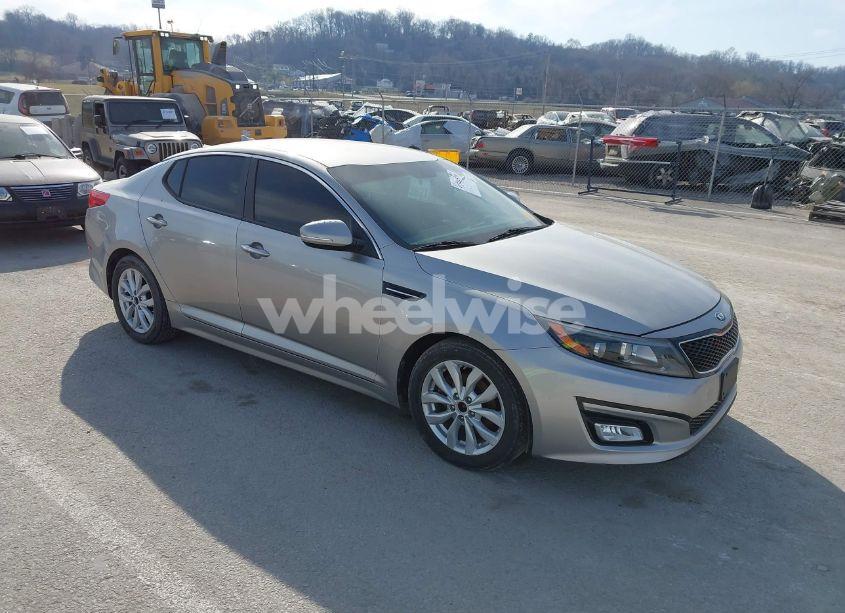 2015 Kia Optima LX (VIN 5XXGM4A79FG473375) main photo