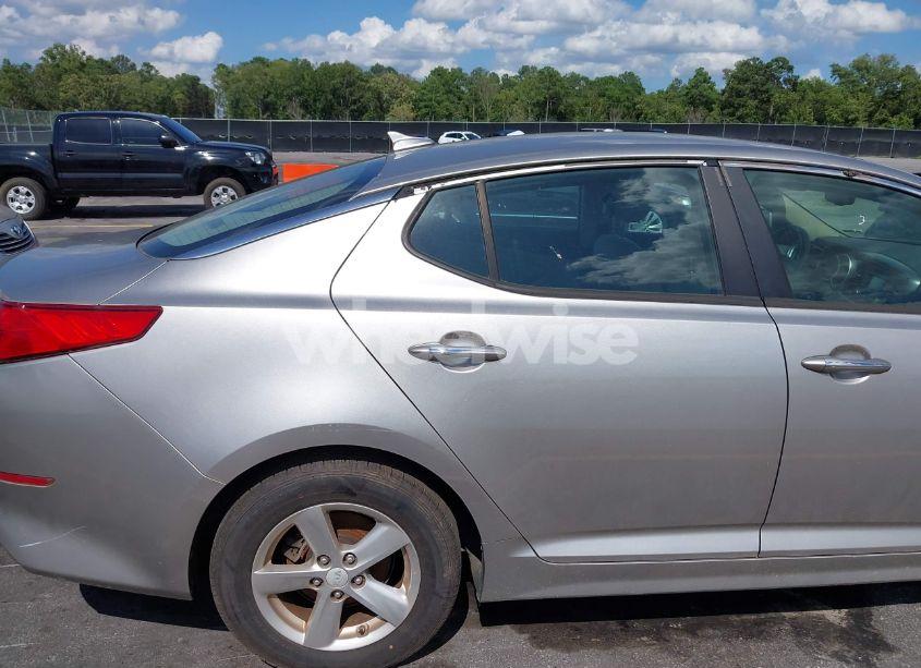 Photo 13 of 2015 Kia Optima LX (VIN 5XXGM4A79FG477619)