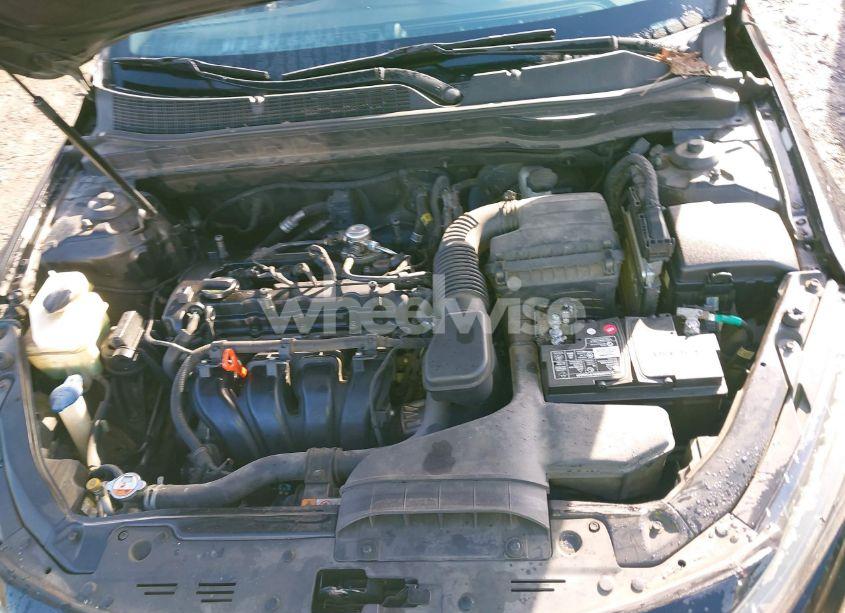 Photo 10 of 2015 Kia Optima LX (VIN 5XXGM4A79FG479340)