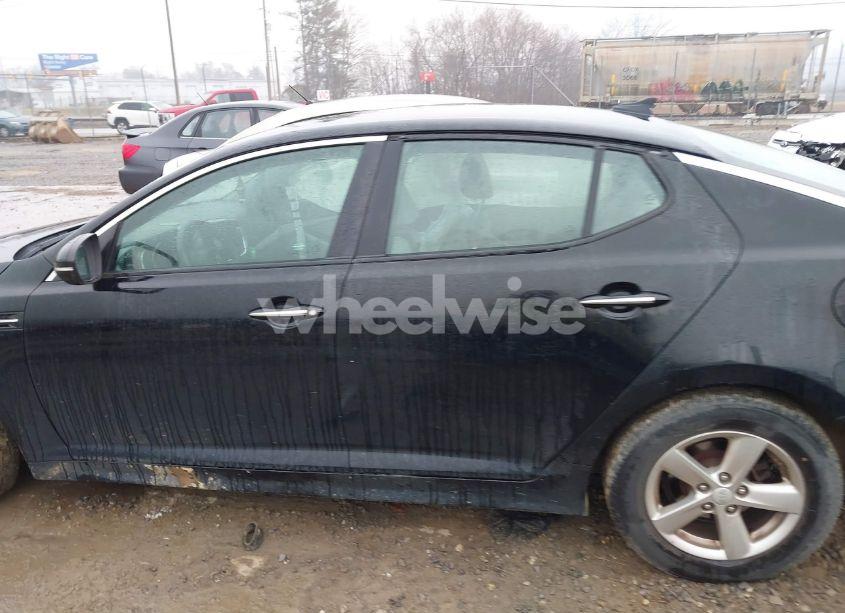 Photo 14 of 2015 Kia Optima LX (VIN 5XXGM4A79FG481217)