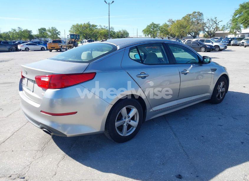 Photo 4 of 2015 Kia Optima LX (VIN 5XXGM4A79FG484327)