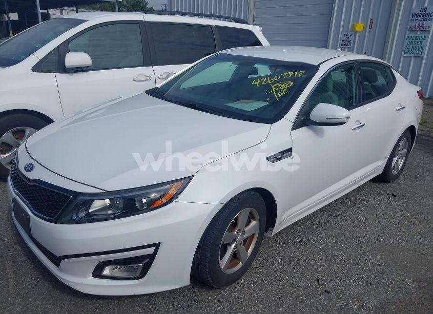Photo 2 of 2015 Kia Optima LX (VIN 5XXGM4A79FG502356)