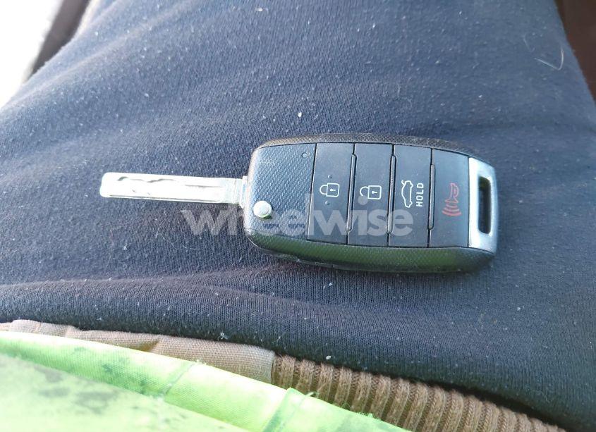 Photo 11 of 2015 Kia Optima LX (VIN 5XXGM4A79FG517679)