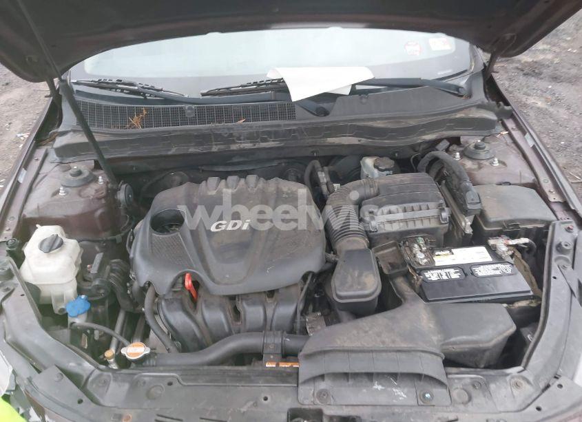 Photo 10 of 2012 Kia Optima LX (VIN 5XXGM4A7XCG005330)