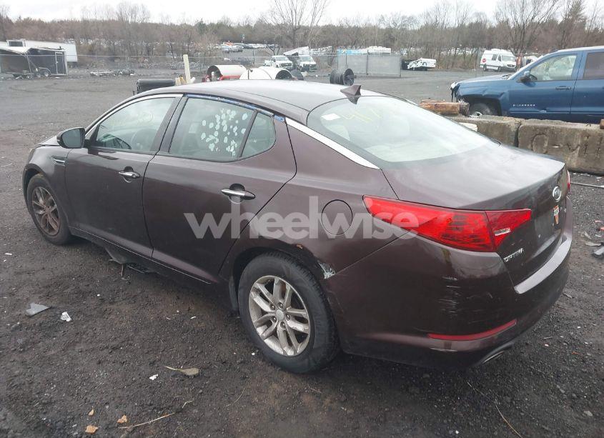 Photo 3 of 2012 Kia Optima LX (VIN 5XXGM4A7XCG005330)